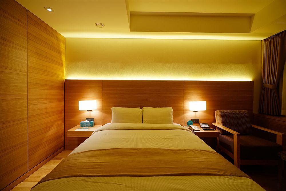 Pacific Hotel 4*