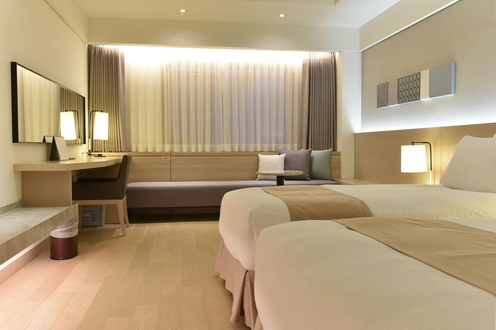 Hotel Pacific