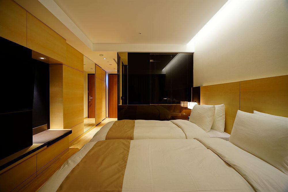 Pacific 4*