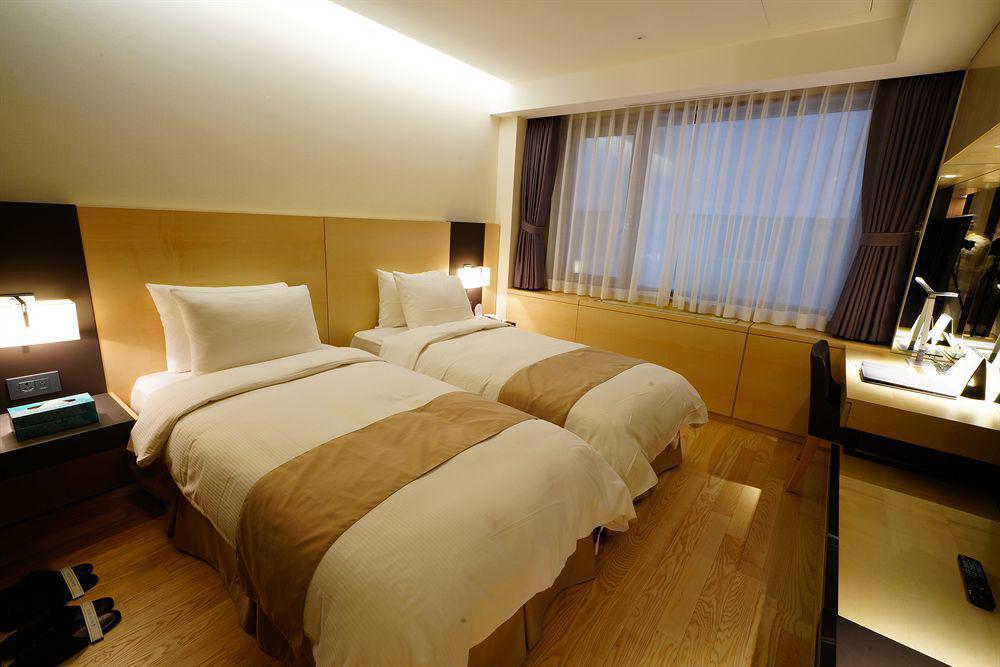 Pacific Hotel 4*